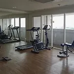 Redliving Apartemen Grand Kamala Lagoon - Pekayon Tower Barclay North
