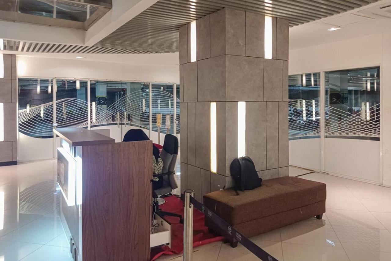 Redliving Grand Kamala Lagoon - Pekayon Tower Barclay North Hotel Bekasi