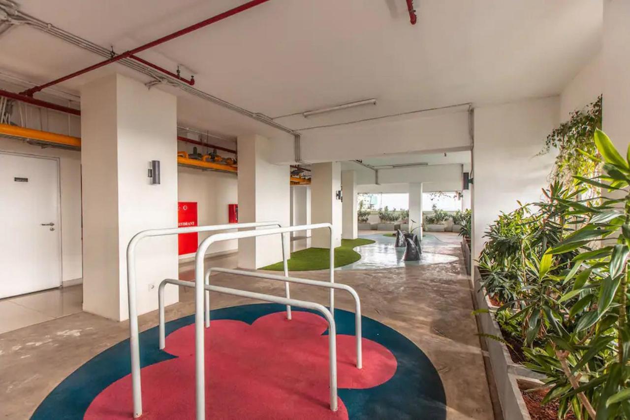 Redliving Grand Kamala Lagoon - Pekayon Tower Barclay North Hotel Bekasi